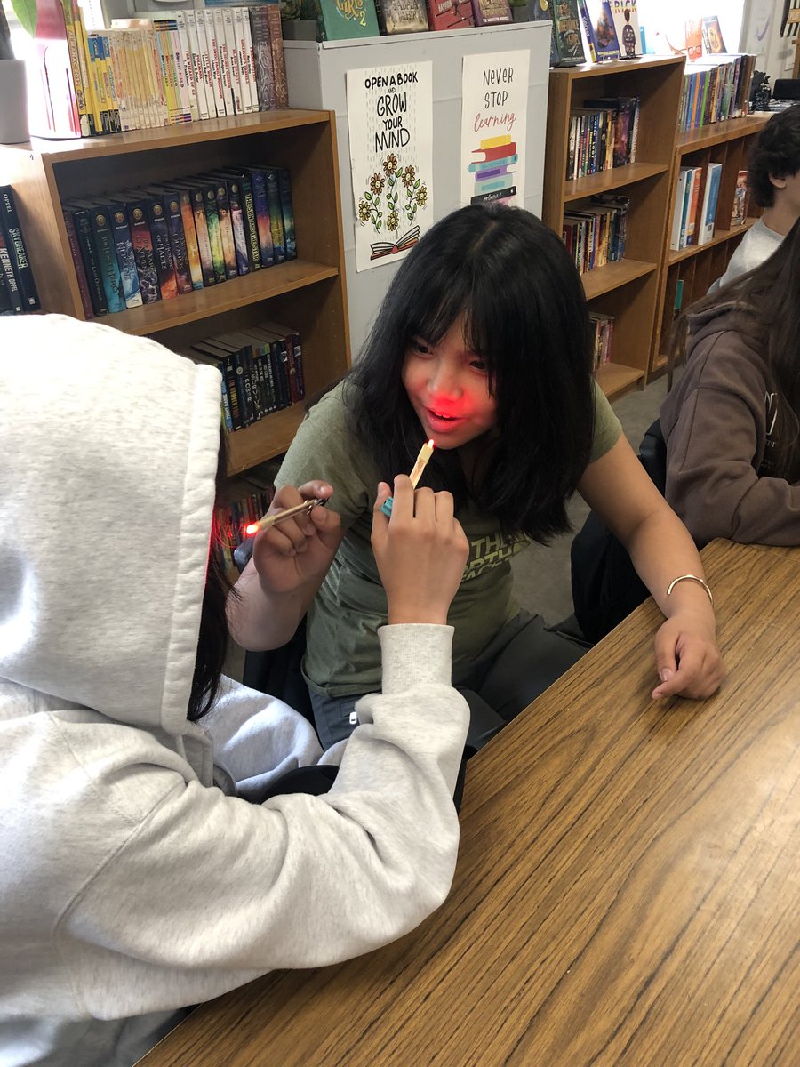 olv56's tweet photo. Wrapping up our Electricity unit by making colour flashlights!  @OLVictoryOCSB https://t.co/6Lv9Rx71dB
