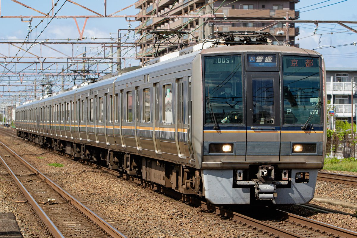 ま　る　な　な tweet media
