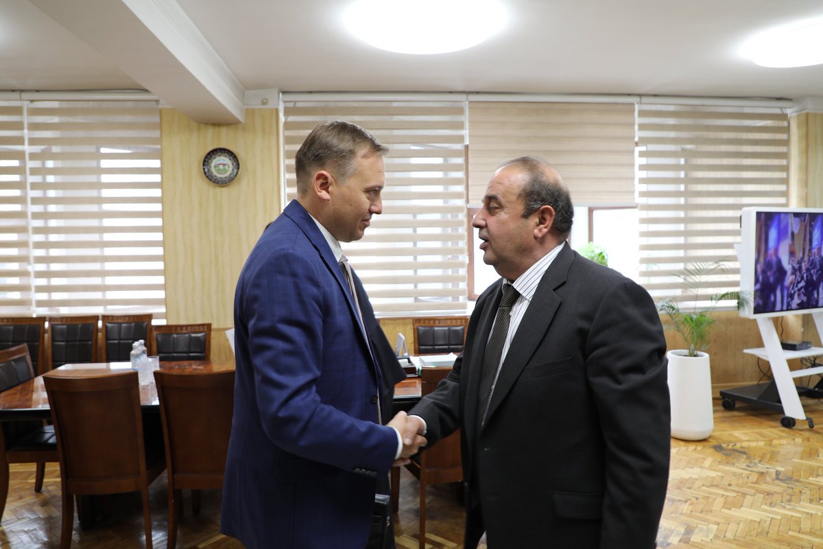 EUinTajikistan's tweet image. 🇪🇺🇹🇯 EU Ambassador Radoslaw Darski met Mr Jamshed Nurmahmadzoda, Director of the Agency on #Statistics, to strengthen EU–Tajikistan cooperation on statistical #capacity. 
Talks focused on reliable data, #Eurostat cooperation, &amp;amp; upcoming #employment statistics.