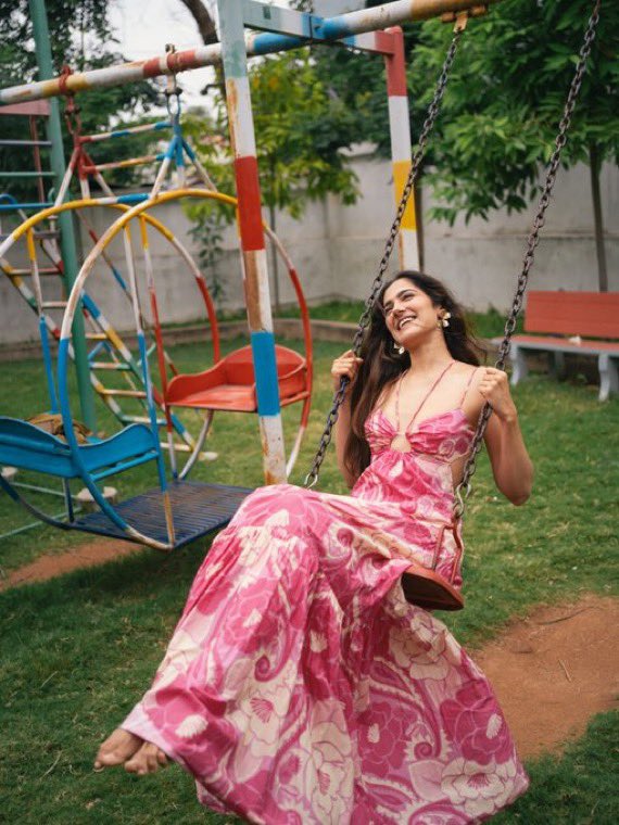 muthalbo's tweet image. Simran Choudhary 

#Simran #SimranChoudhary