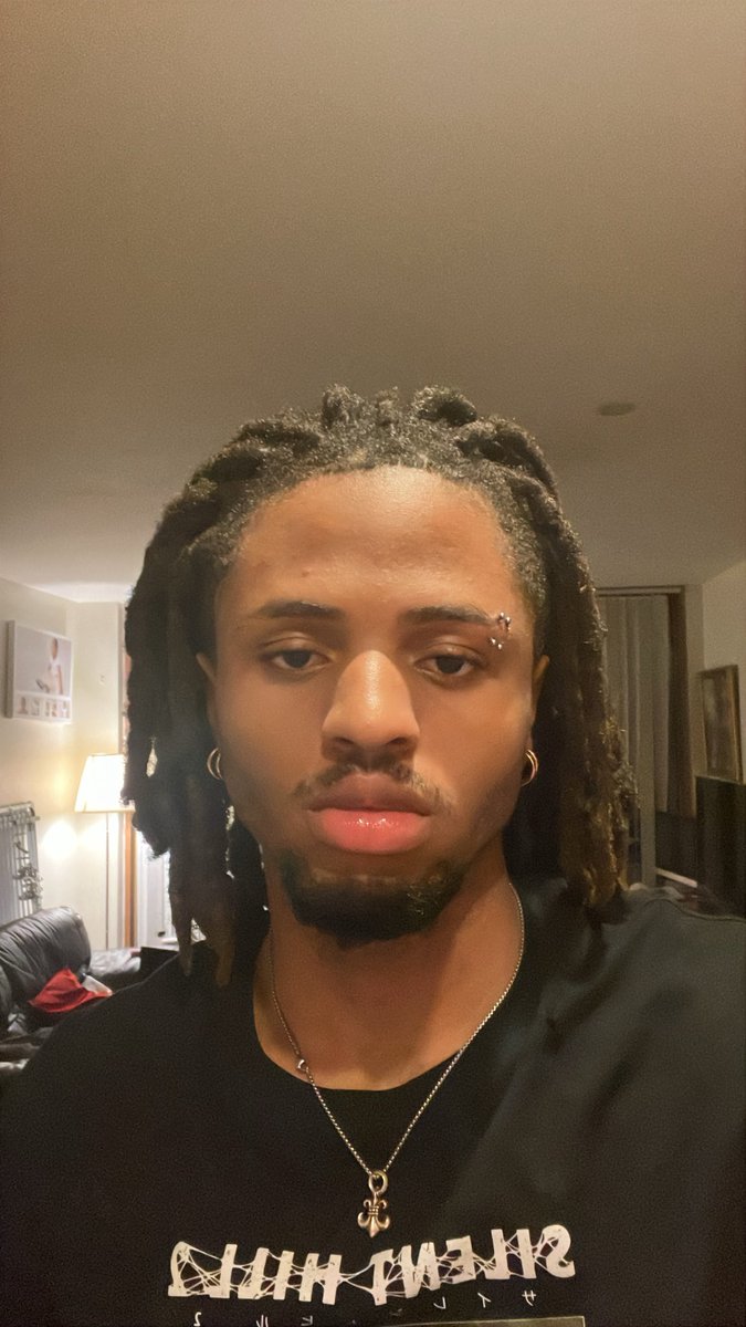 Niggawitharocketlauncher tweet media