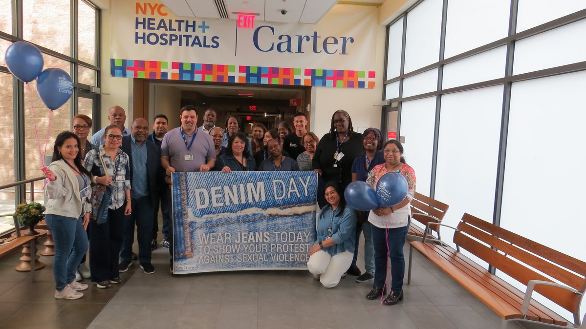 DrKatzNYCHH's tweet image. #Denim Day is a powerful reminder that there is no place for victim-blaming around sexual violence. As healthcare leaders, we stand with survivors of #sexualassault. At @nychealthsystem, our #sexualassault teams provide compassionate care to survivors: on.nyc.gov/3tBB5KB.