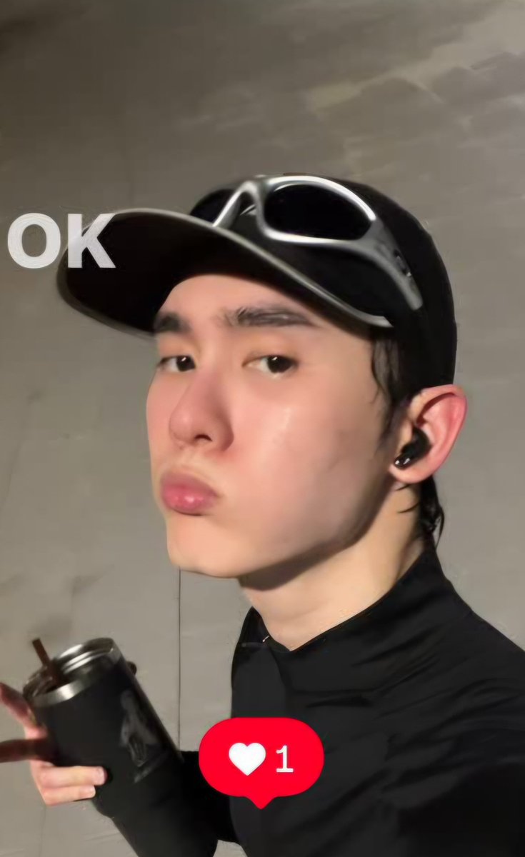 ⋆｡C_cnazz *˚ tweet media