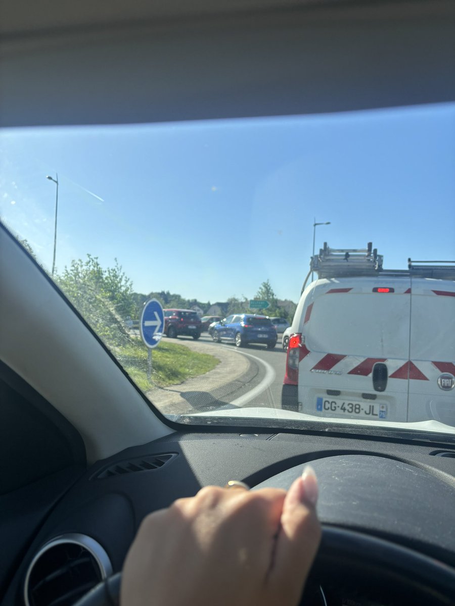 phiphine9z tweet media