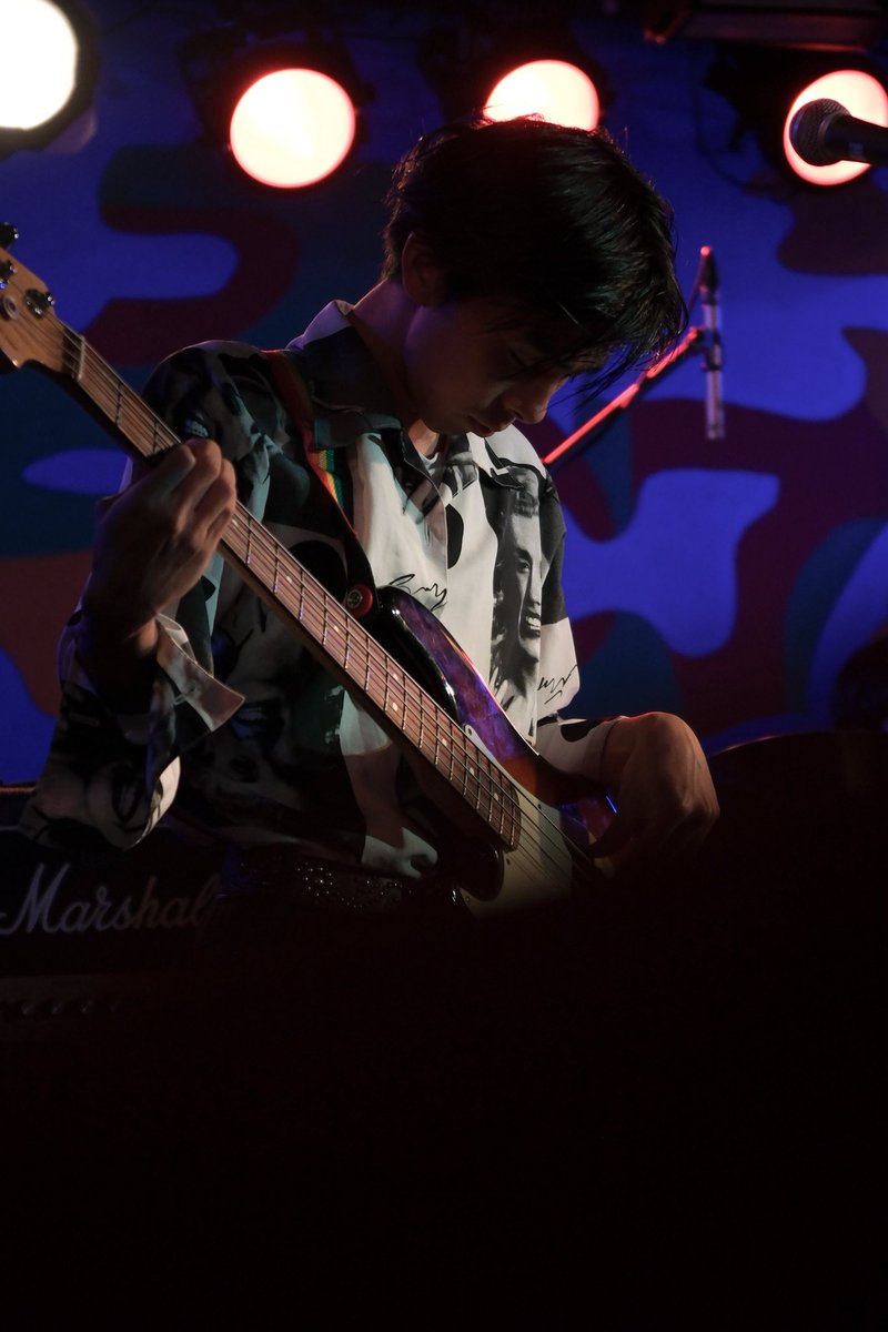 sekkeiz_'s tweet photo. 04.30
設計図 Pre. 「ジオラマ」 at心斎橋Pangea

ご来場、ご出演いただいた皆様、ありがとうございました。
また各所でお会いしましょう。

1.合間で
2.此処は何処だろう
https://t.co/es3MLdpzwH Are a Light(Pavement cover)
4.新曲
5.Wet
6.貫通
7.はろう

Photo by Shunki Yamada https://t.co/LLsr5dtXw3