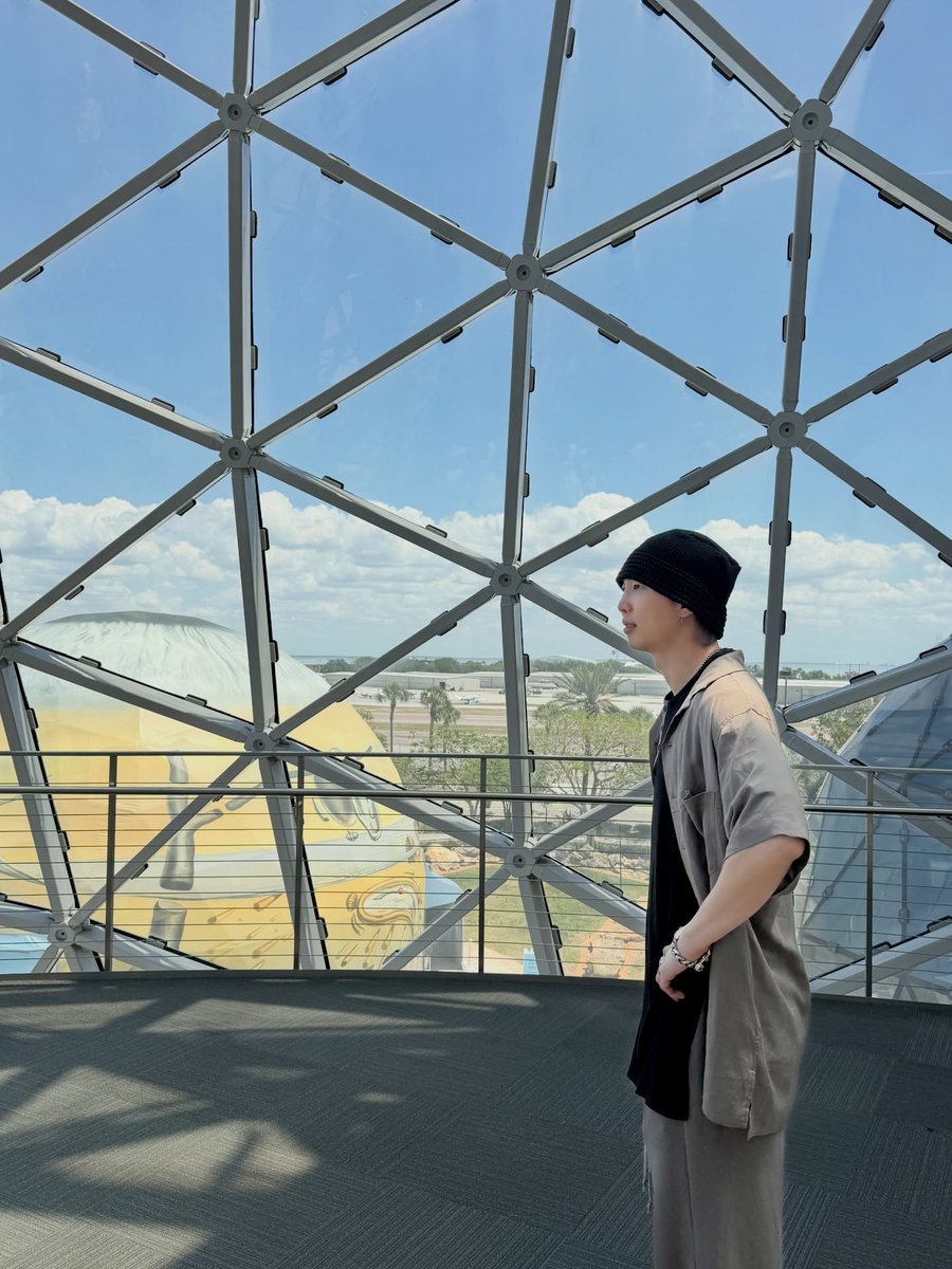 BTS Updates & Translations tweet media