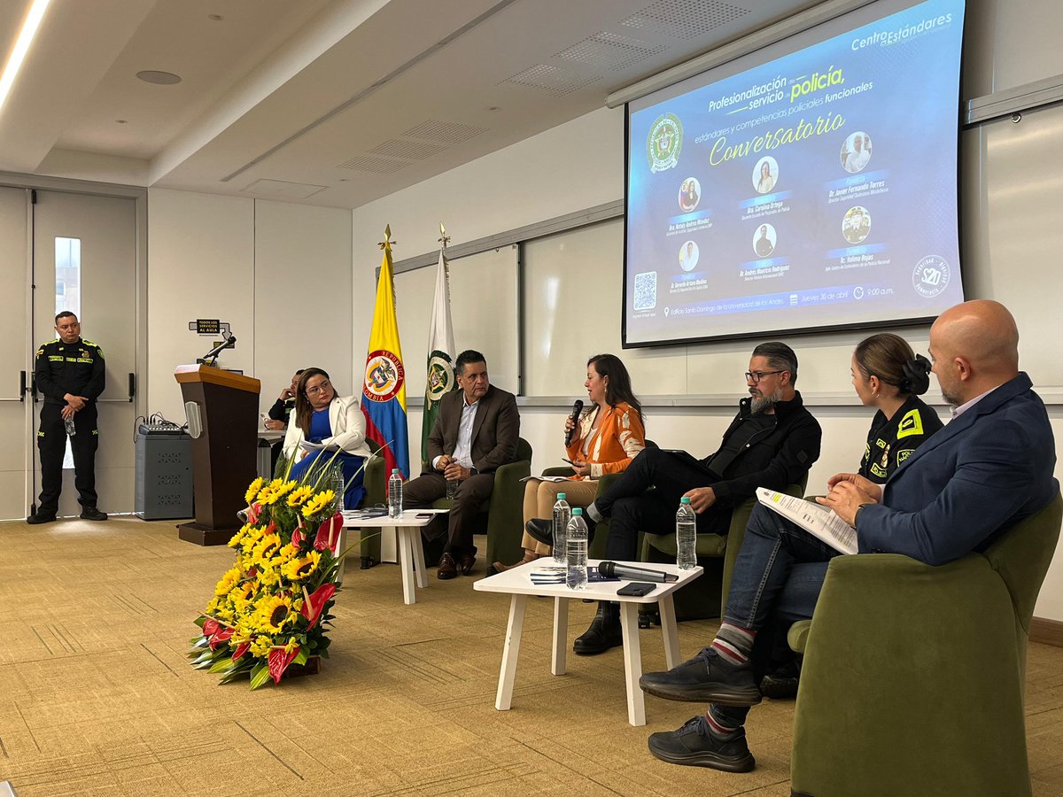 SENABogotaDC's tweet photo. Estamos en este espacio de diálogo desde el Edificio Julio Mario Santo Domingo de la Universidad de los Andes en Bogotá, donde se conectan actores clave para impulsar la calidad en la administración de justicia. #ConectandoSectores https://t.co/9rxIX3eEbN
