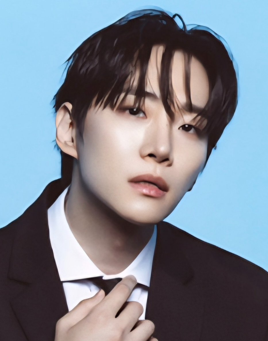 오월에 가장 활짝 피고 가장 빛날 내 최고의 슈스 내 가장 빛나는 별 

#이준호 #LEEJUNHO
#누구보다_빠른_5월_최애_선점