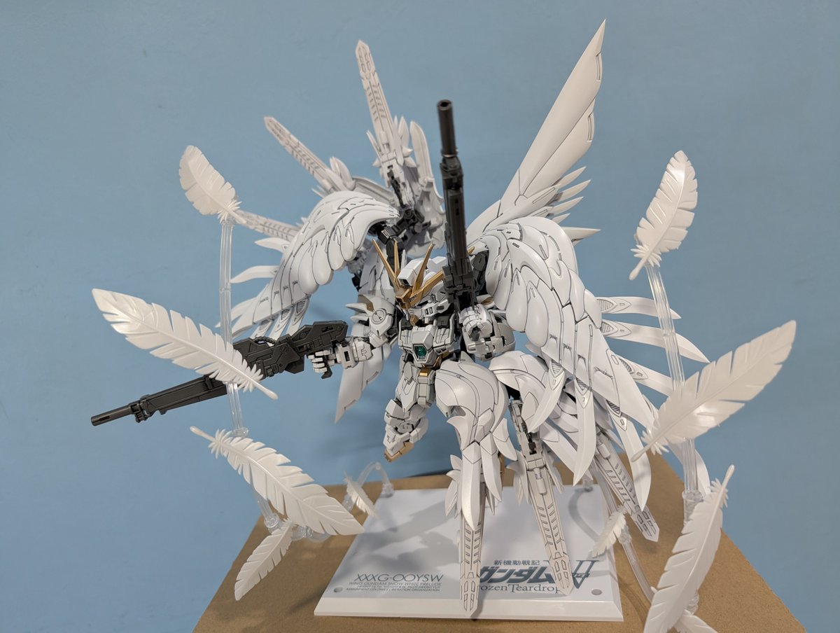 BlandLife's tweet image. Got down to posing and playing.

More pictures here:
photos.app.goo.gl/znAYK2euWpQzvU…

#gunpla # mgsd #ガンプラ #gundam