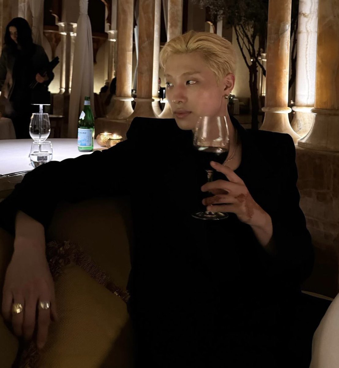 i 🐾 is seeing piwon tweet media