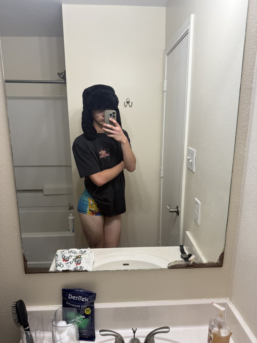 :3 gym rat tweet media