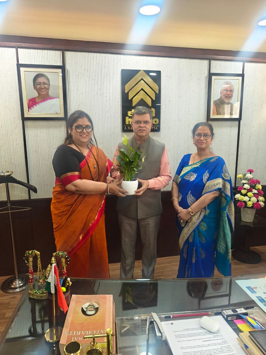 Bhagini Nivedita College tweet media