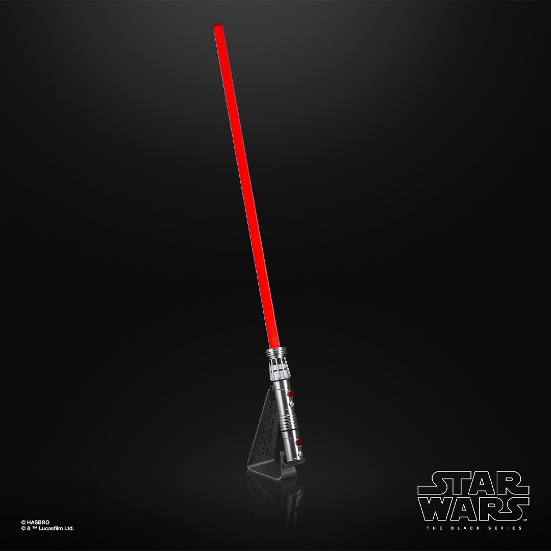 HasbroPulse's tweet image. Power rises in the shadows.

Inspired by #StarWars: #MaulShadowLord, the Force FX Elite #Maul Lightsaber delivers screen-accurate detail, light, and sound. Display it or complete the double-bladed form.

Pre-order at 1pm ET on #HasbroPulse.
 🔗 go.hasb.ro/ShopStarWars