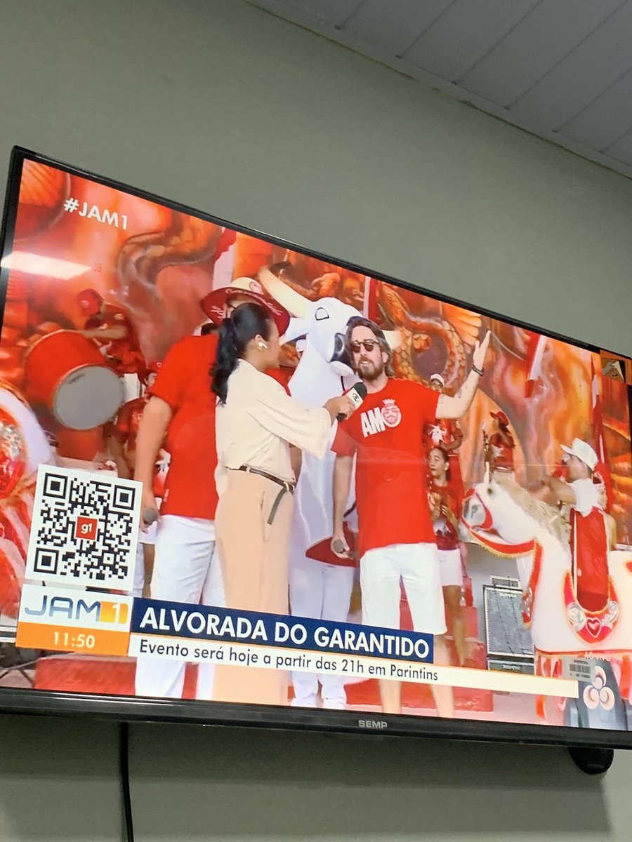 haterslookatme_'s tweet photo. 11 da manhã e já é a terceira vez que o  @jotapefaria ta na tv

amamos um amo famoso https://t.co/OQOQpMS3Hl