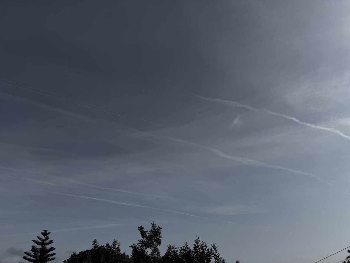 Cielos limpios ✈️⛔️ tweet media