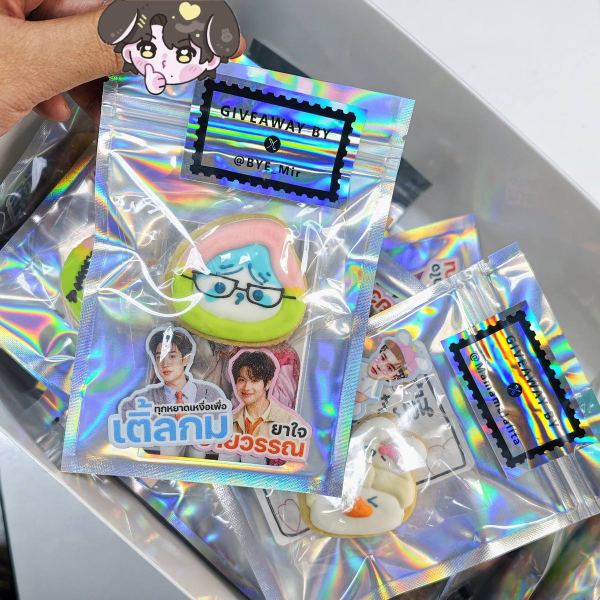 giveaway for #DMDLAND3

💖เรนนี่ 30 เซ็ต
💖โอ๋เอ๋ 30 เซ็ต

cookies by #rvkiyokhiw

จะบอกว่าแอบชิมยัยเอ๋ไปชิ้นนึง 55555555
อร่อยมาก ใครอยากชิมเนื้อหลานมารับได้ วันที่ 2 พ.ค. นะคะ 😽