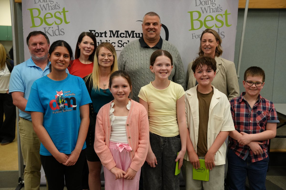 FMPSD's tweet image. @McNeillyfmpsd presented their Enrichment programming at last night's Board meeting.

From Minecraft to yoga and cooperative games, students are discovering new talents and building life skills with friends!

@annaleeskinner 
#FMPSD #YMM #RMWB