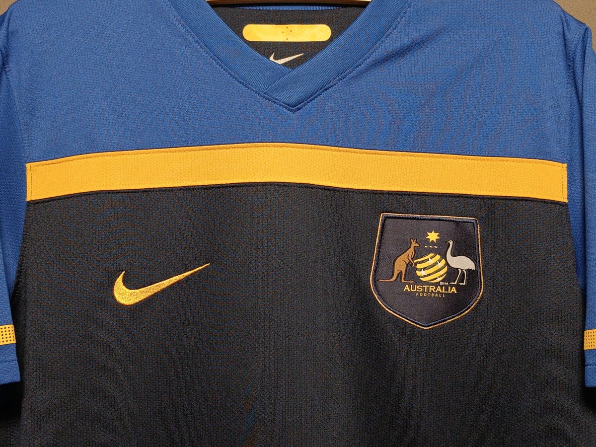 shirtsofnat's tweet image. Australia Away Shirt 2010/11 🇦🇺
#aussies #socceros #oceania #football #soccer #futbol