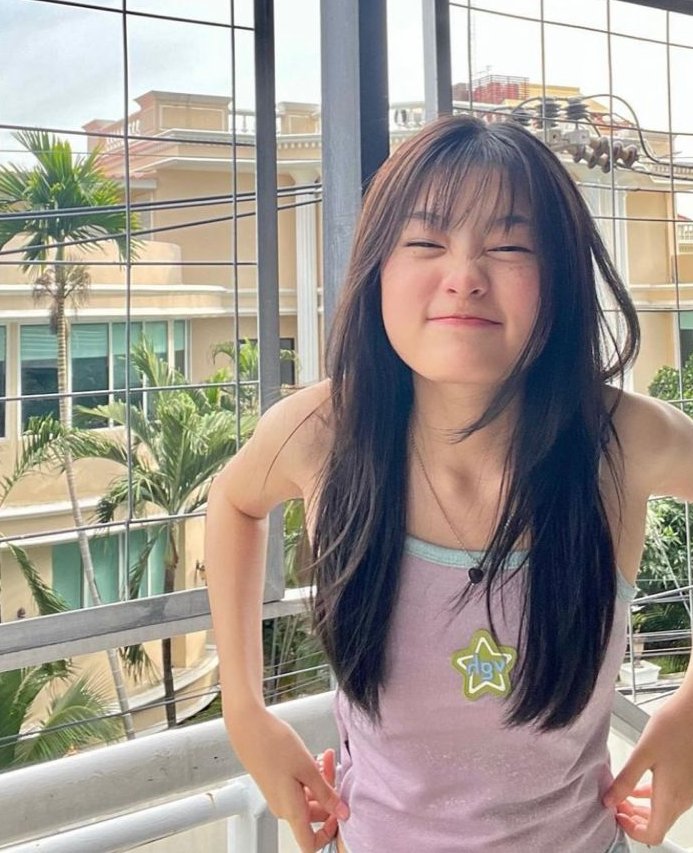 น้อง น้อยหน่าาา 🤓 tweet media