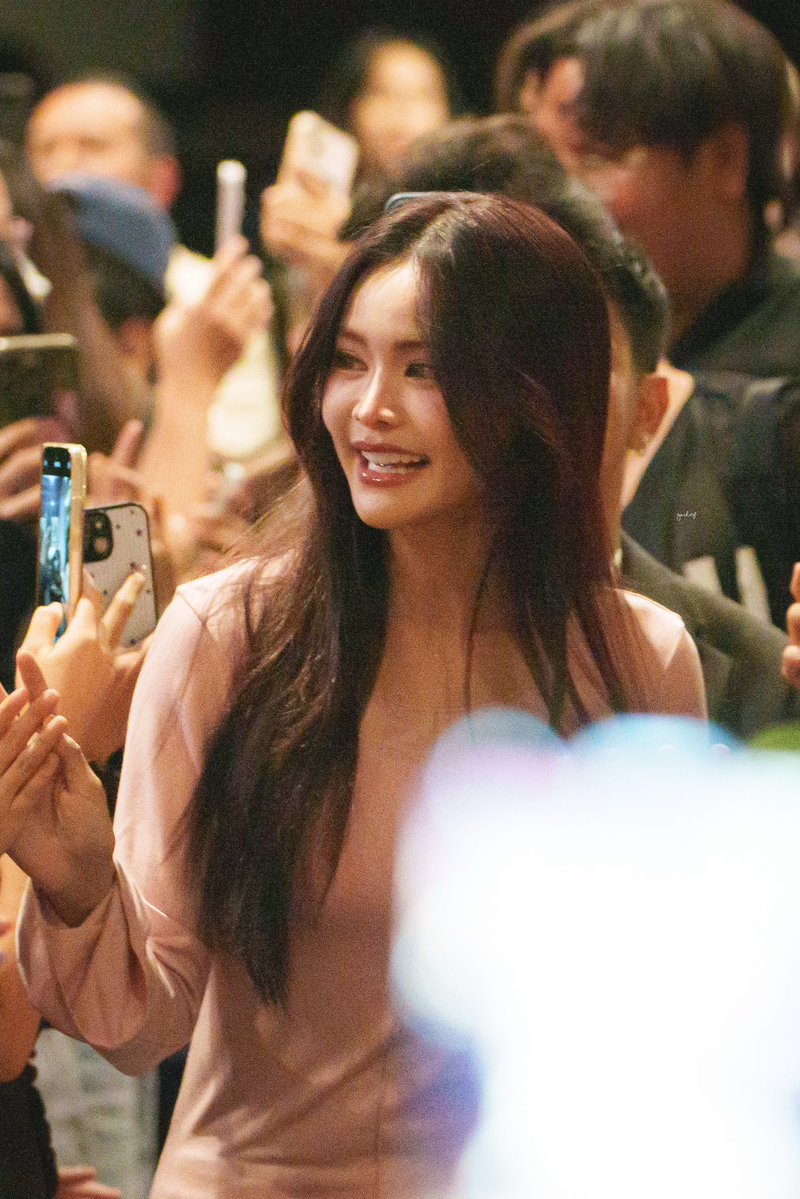 ᵍᵒᵈ ᴇꜰ tweet media