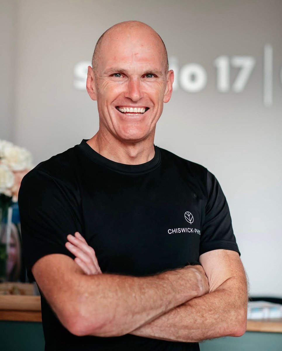 chiswickphysio's tweet photo. Meet Nathan, a physio with over 25 years of experience managing sports, spinal and musculoskeletal conditions. His approach is all about long-term perspective and providing patients with the tools to control and eliminate injuries permanently. 

#chiswick https://t.co/OZc6t9BsuZ
