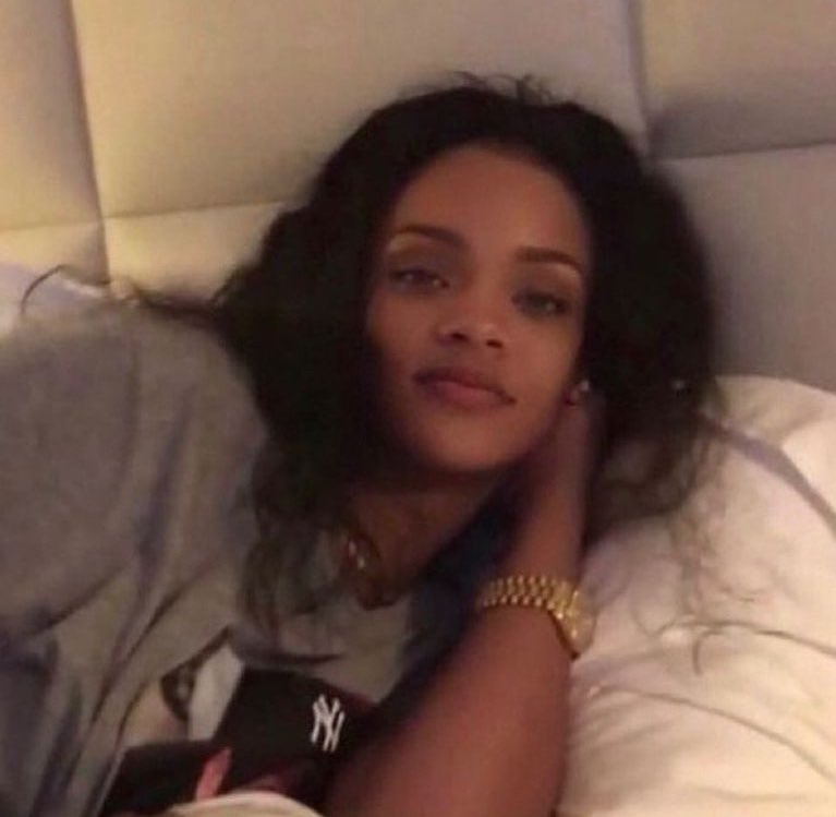 This how calm I look right before I crashout