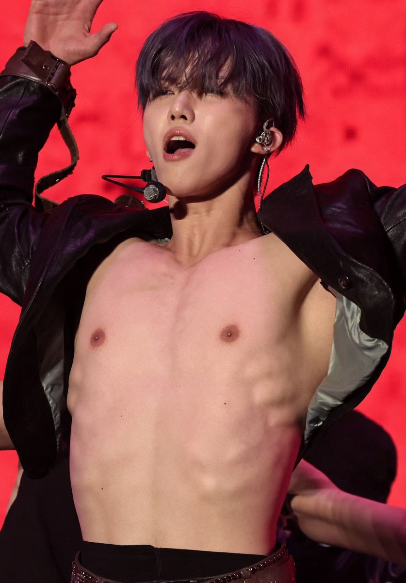 kink 🔞 tweet media