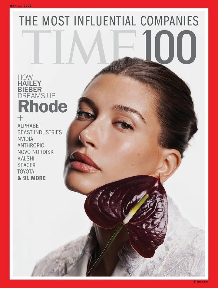 Pariii_10's tweet photo. "A celebrity founder isn't enough to build a lasting beauty brand, Hailey Bieber knew that" 🤏🤏

This woman went through one the biggest hate trains ever happened to a celebrity and established a brand that rivals big brands out there. So proud of her!!! https://t.co/s61HDEHLqf