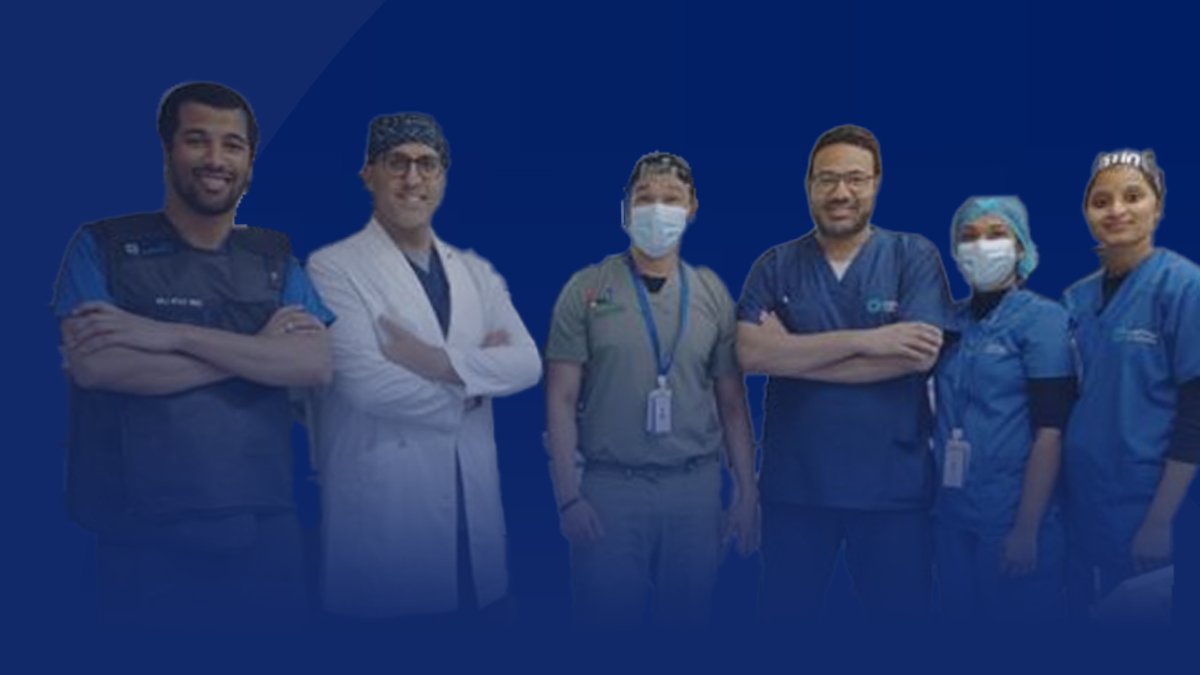 hospitals_care's tweet photo. إنجاز نوعي لفريق الأوعية الدموية في رعاية الطبية – الروابي

في إنجاز طبي يُضاف إلى سجل مستشفى رعاية الطبية – الروابي، نجح فريق جراحة الأوعية الدموية في إجراء أول عملية من نوعها باستخدام تقنية إصلاح الشريان الأورطي الصدري عبر القسطرة (TEVAR)، بقيادة الدكتور بدر السويلم والدكتور مصطفى زكي.

واستقبل الفريق حالة لمريضة تبلغ من العمر 32 عامًا، حضرت وهي تعاني من ألم في الصدر ممتد إلى الظهر منذ أكثر من شهر، وذلك بعد تعرضها لإصابة رضّية في الصدر. وبعد إجراء الفحوصات الدقيقة، أظهرت الأشعة وجود إصابة متقدمة في الشريان الأورطي الصدري مصحوبة بتمزق وتكوّن تمدد شرياني كاذب.

وبفضل الكفاءة الطبية والتجهيزات المتقدمة، تم إجراء العملية بنجاح تحت التخدير العام دون أي مضاعفات. وشهدت الحالة تحسنًا ملحوظًا بعد العملية، حيث اختفى الألم تمامًا، واستعادت المريضة نمط نومها الطبيعي، وتمكنت من الحركة خلال وقت قياسي، لتغادر المستشفى في اليوم التالي وهي بصحة جيدة.

ويأتي هذا الانجاز في إطار التزام رعاية الطبية بتقديم أعلى مستويات الرعاية الصحية وتعزيز جودة الخدمات المقدمة للمرضى.