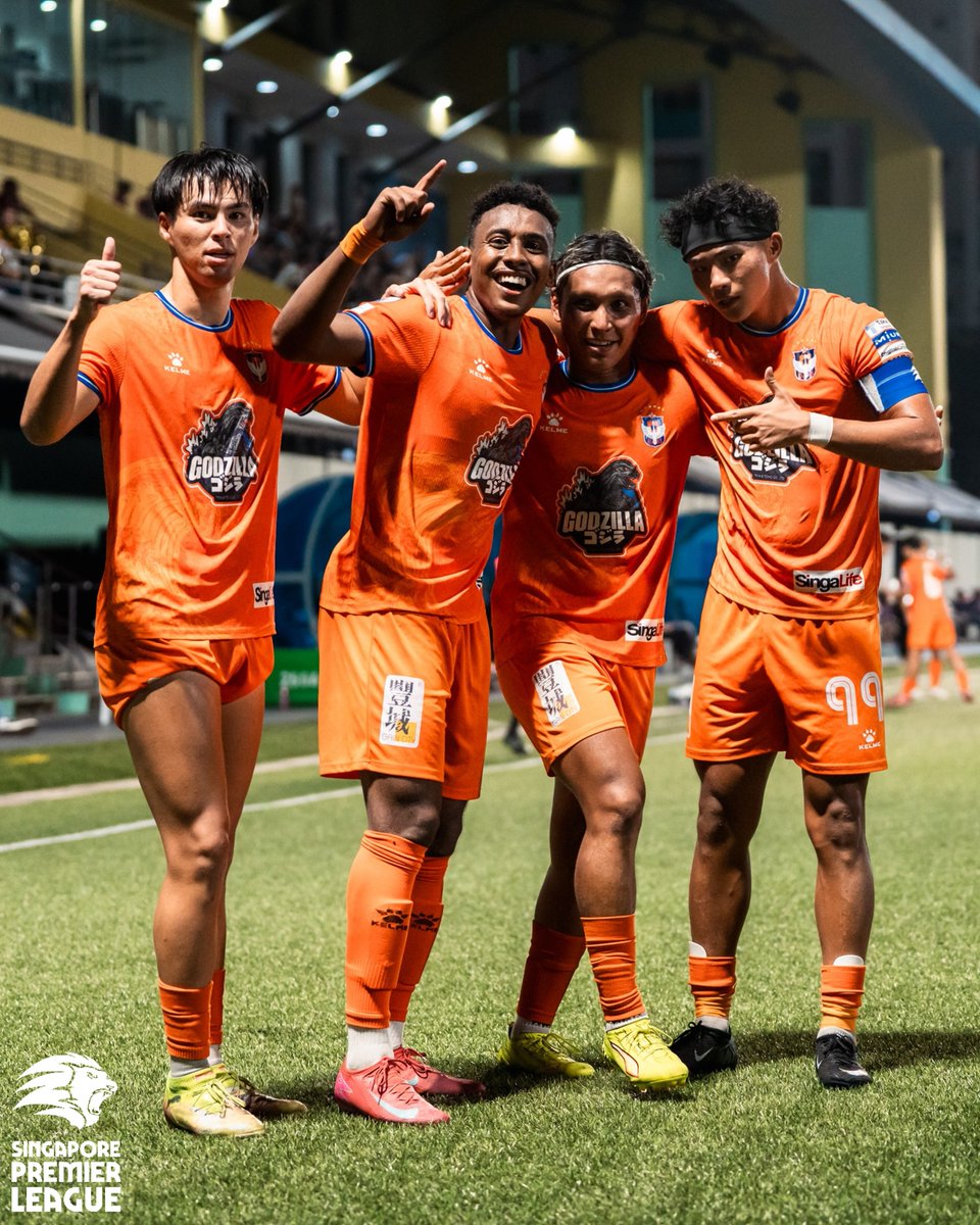 TeamSinga's tweet image. #SGPremierLeague 25/2026 - JORNADA 3 (PARTIDO PENDIENTE)

ALBIREX NIIGATA (S)🦢 2⃣ 🆚 BG TAMPINES ROVERS🦌 1⃣

[1-0, 45'] Shingo Nakano🇯🇵
[1-1, 45+2'] Trent Buhagiar🇲🇹
[2-1, 62'] Rasaq Akeem

↔️ (3º, 38 pts) ALB🦢
↔️ (2º, 42 pts) BGT🦌

#SPL #SG #PremierLeague #albirex #Rovers