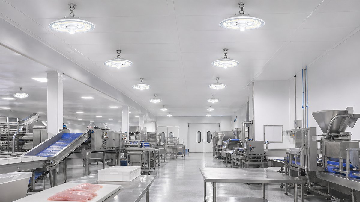 WESTGATEMFG's tweet image. Clean spaces deserve serious lighting.

The UHXF-SERIES brings premium, NSF-rated high bay performance to food prep and processing environments bright, durable, sensor-ready, and built for demanding facilities. #LEDLighting #Foodprocessing #IP69
