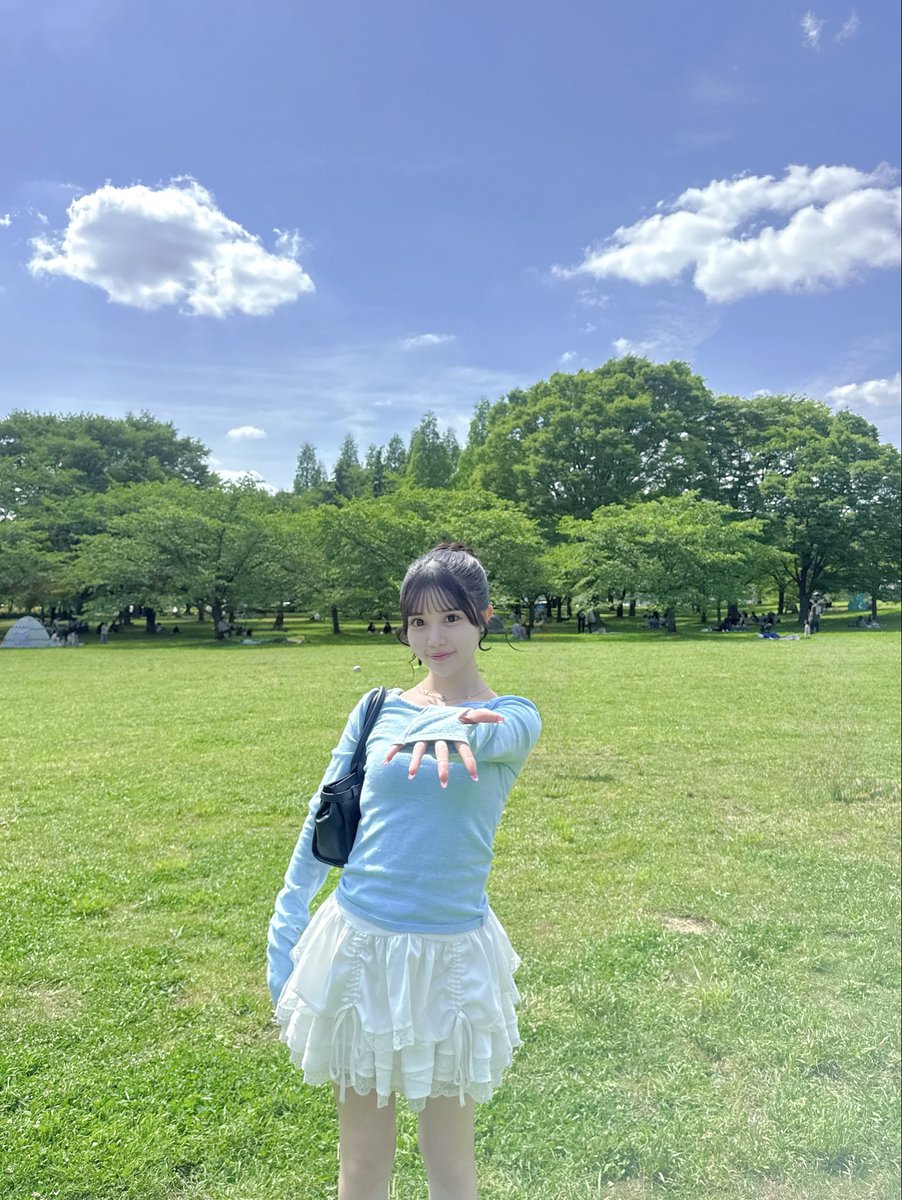 oto_aimi's tweet photo. 5月もよろしくねっっ☁️☁️☁️ https://t.co/alHgMIcT5q