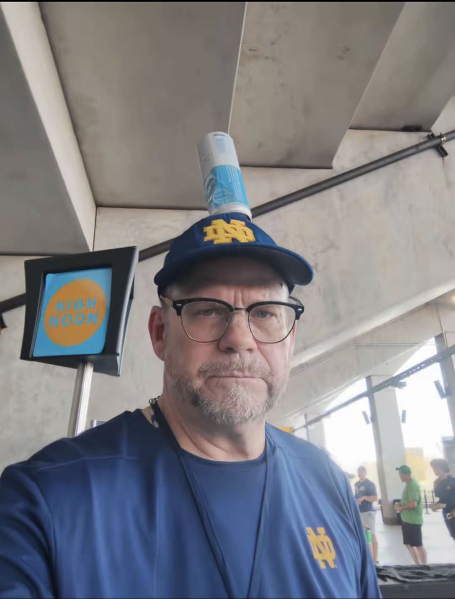 CarletPrice tweet media