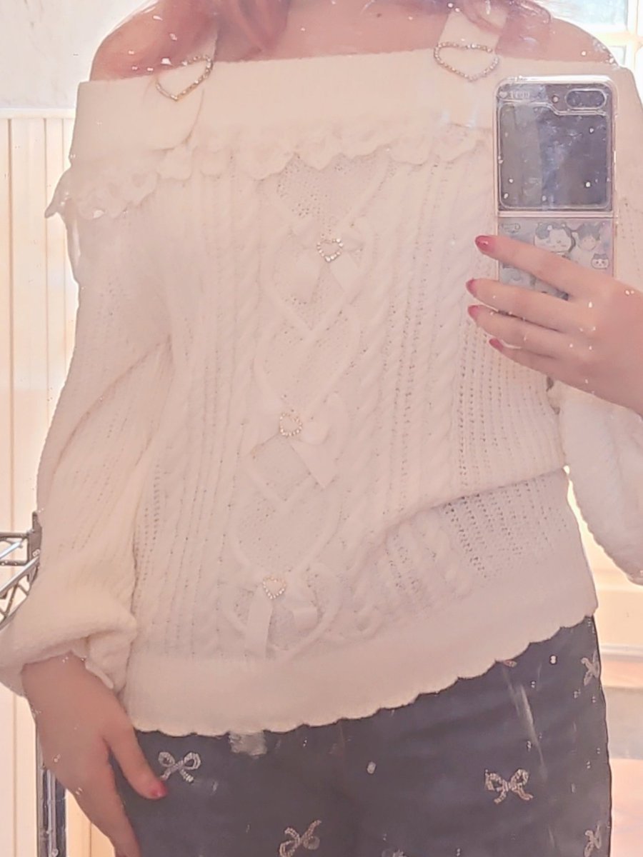 (^q^)🎀 tweet media