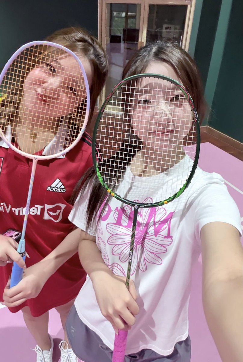 bnk48_relaxtime tweet media