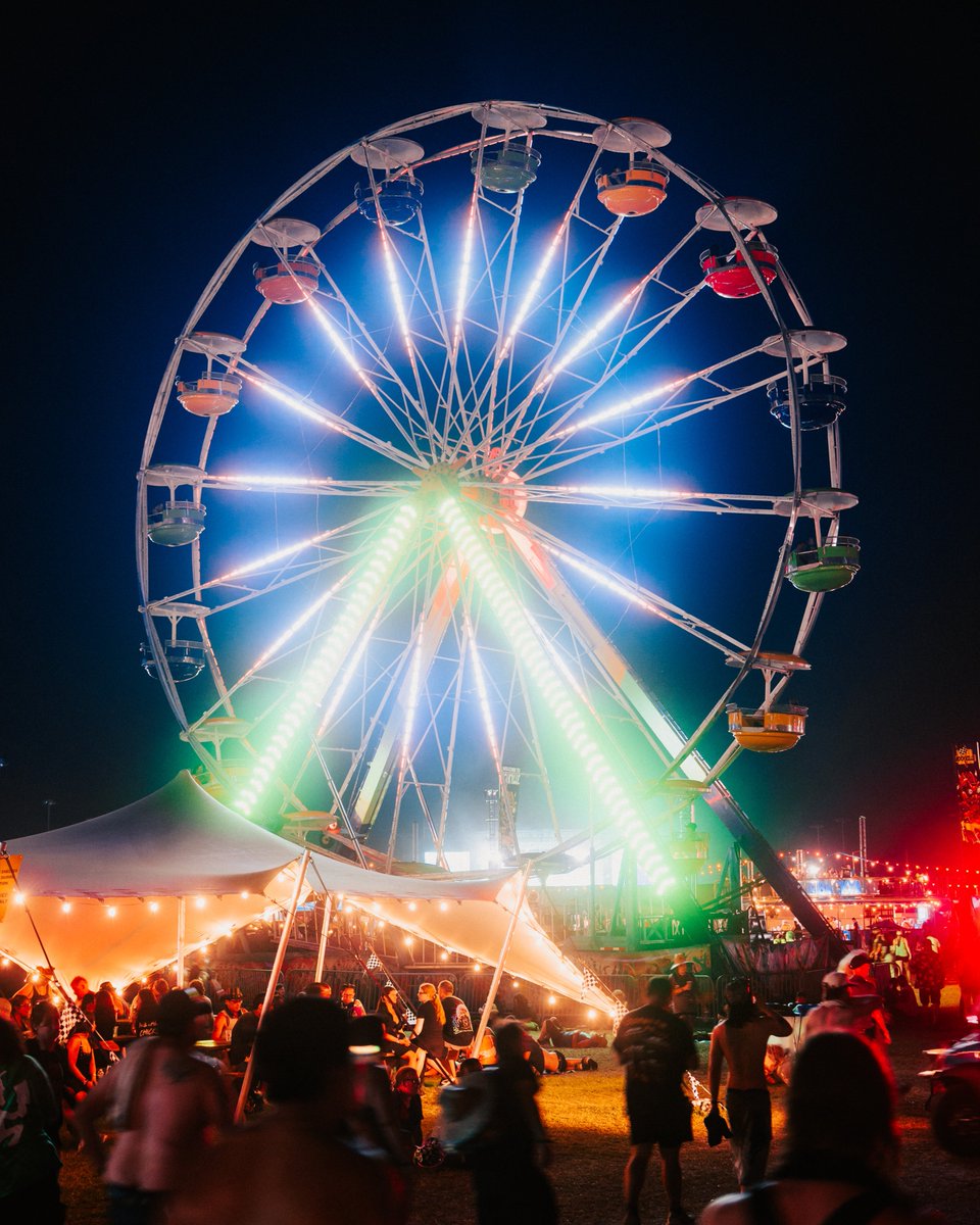 RockvilleFest's tweet photo. One week out from your ultimate rock vacation 🌴🔥

Daytona Beach. Four days of chaos. No responsibilities… just stages, sun, and nonstop noise.

If you’ve been thinking about it, this is the moment.
Week-of-show pricing is coming up fast, activating on May 4 at 12:01AM. https://t.co/qVIzqmdqIW