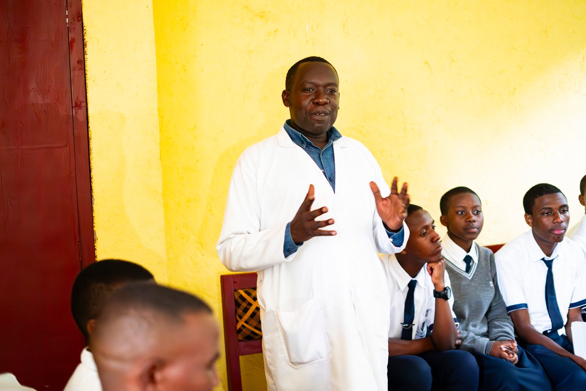 iLead Rwanda tweet media