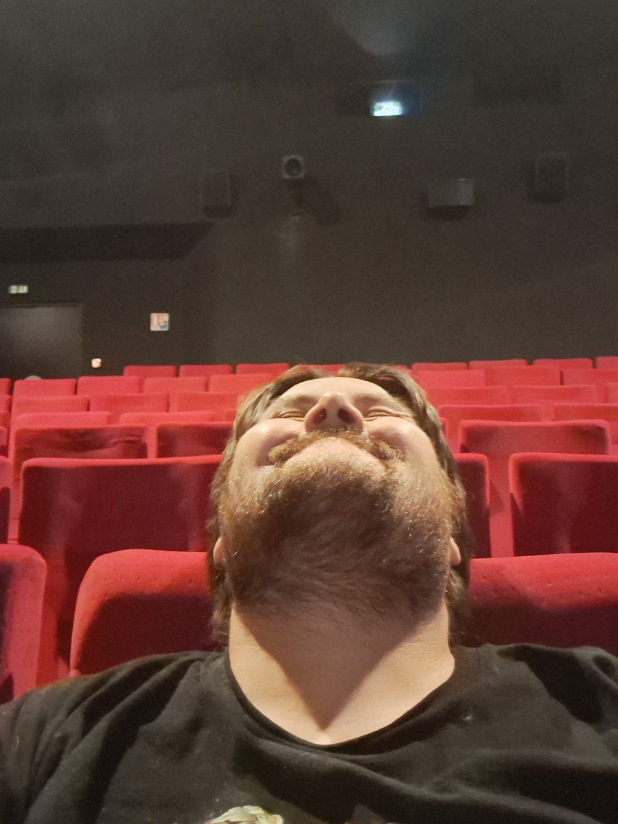 ElDragy tweet media
