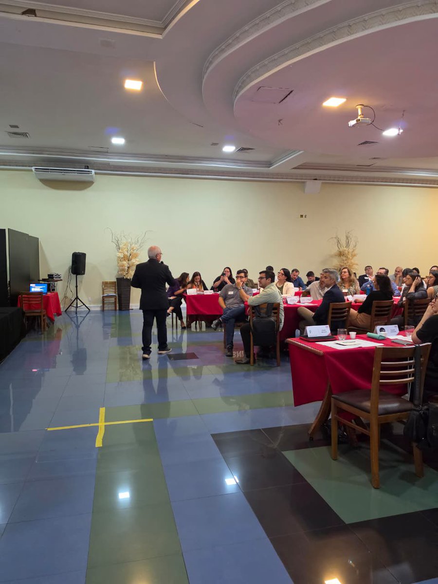 2Turn_HT's tweet image. 𝟮𝗧𝗨𝗥𝗡 -  BNI Fiduciam 
Alguns momentos da ótima oportunidade de hoje!
Enquanto a concorrência dorme, nós fazemos negócios! 

2turn.com.br 
contato@2turn.com.br 
+55 11 98380-5496
#2turn #consulting #training #mentoring

@bnifiduciam @2turn