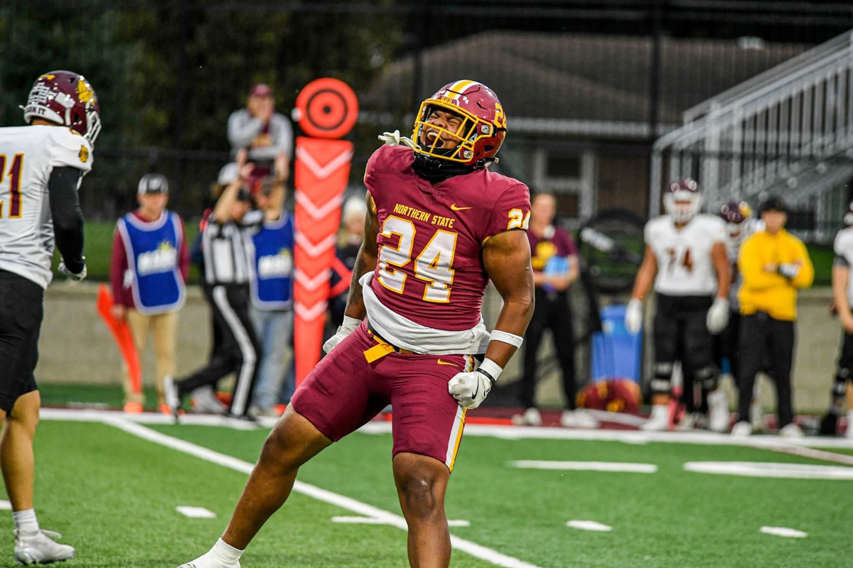 Davion "DayDay" Smith tweet media