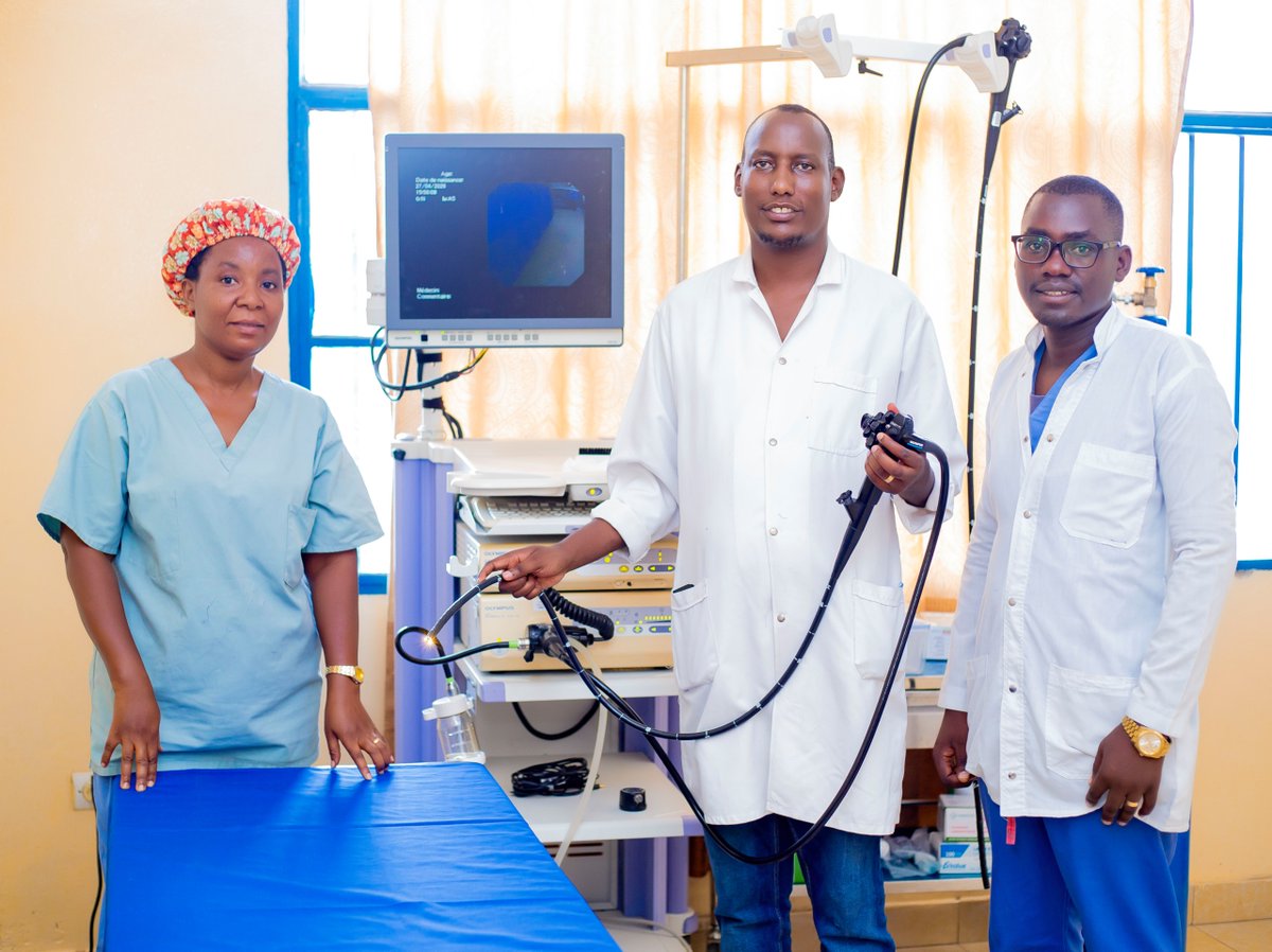 VanClinique's tweet image. #NOUVEAU À LA CLINIQUE VAN NORMAN
La #CVN renforce ses services médicaux avec la mise à disposition d’un #endoscope moderne,en complément de la présence d’un #Médecin Gastro-Hépato-Entérologue.Service disponible de Lundi,Mardi,Jeudi&amp;amp;Vendredi de 14H a 18H et Samedi  de  10h à 15h.