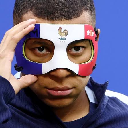 Fabrizio Mbappe tweet media