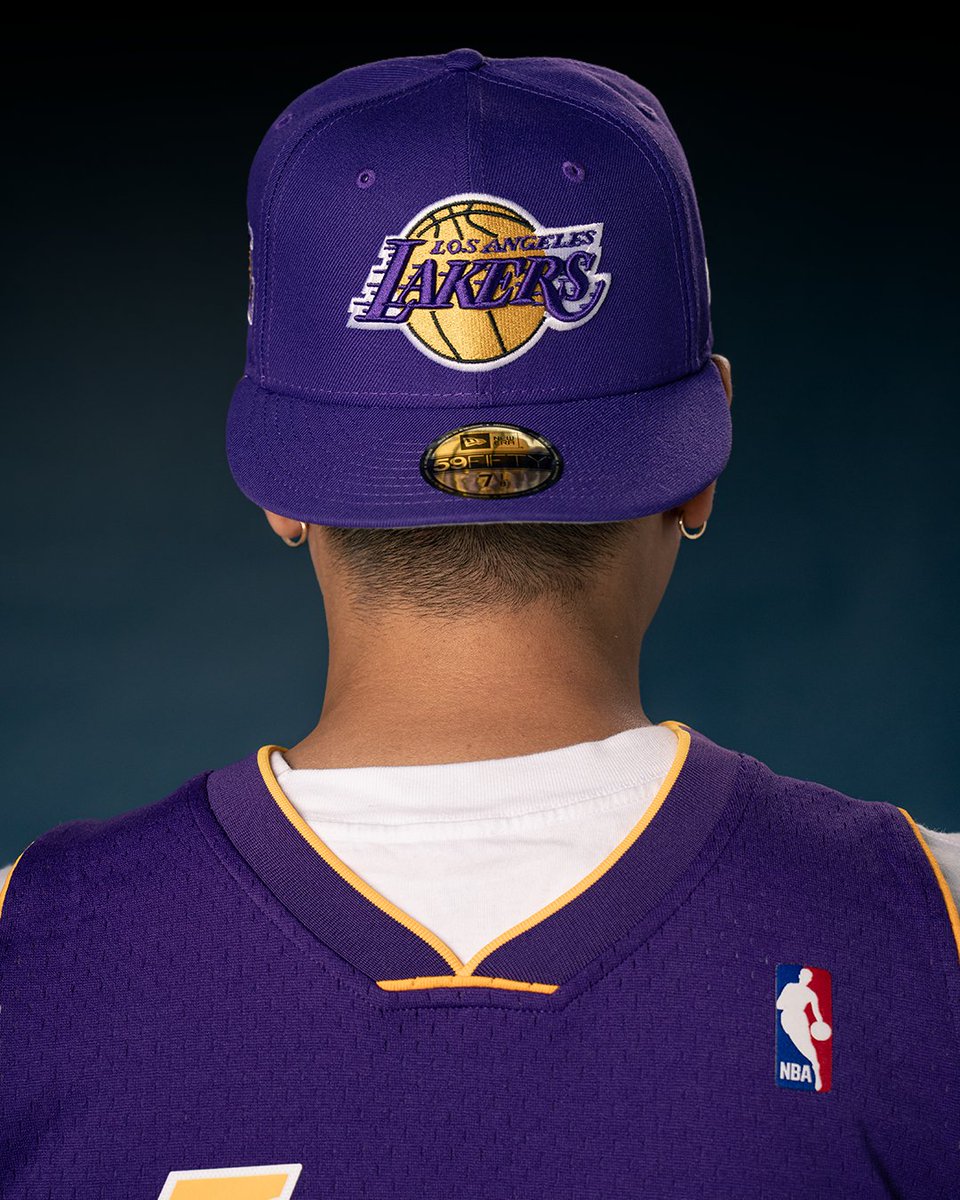 LeagueFits tweet media