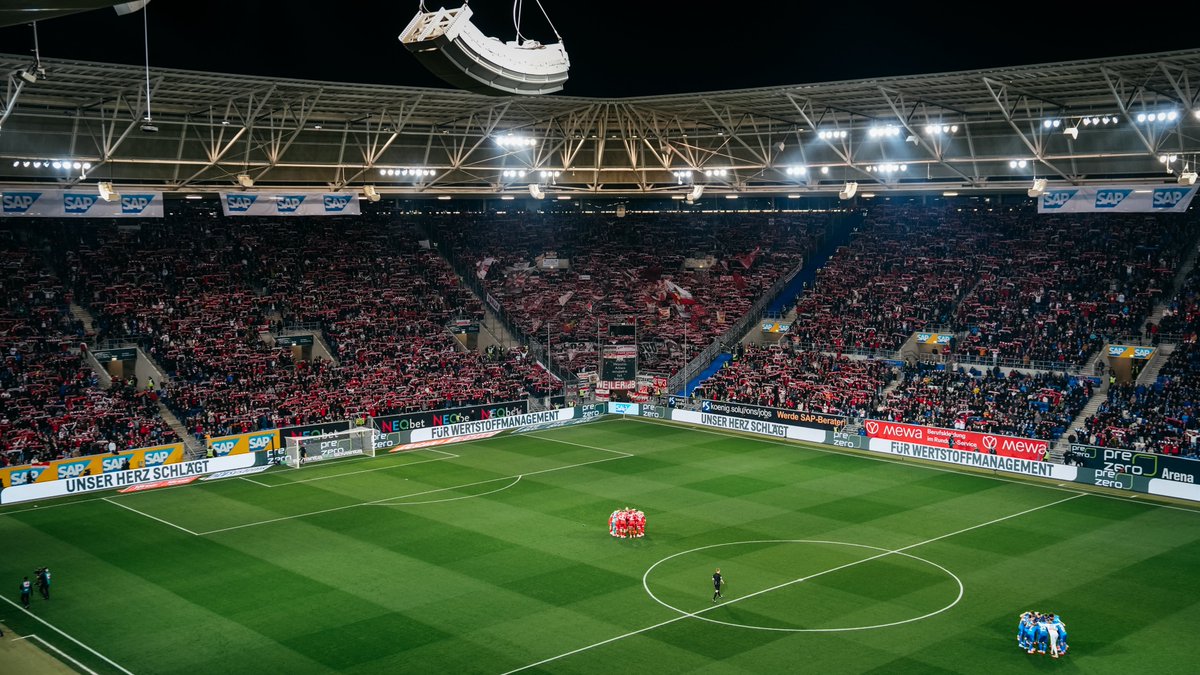 VfB's tweet image. Am Samstag das Auswärtsspiel wieder zum Heimspiel machen!

Alle in ROT nach Sinsheim! 💪

#VfB | #VfB1893 | #Bundesliga | #TSGVfB
