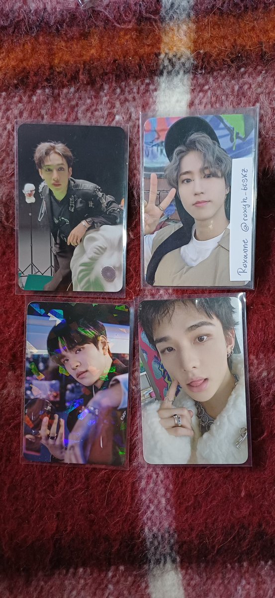 roxyh_btskz's tweet photo. Vim fazer meu FB positivo pra @Bighugcegs e @Chanverse_BTS |
A comunidade é perfeita!
As adms são mto gente boa! Pessoal mto certinho com prazos e bem organizados.
Meus cards chegaram perfeitos, lindos e bem embalados. https://t.co/RdSgr20ZhH