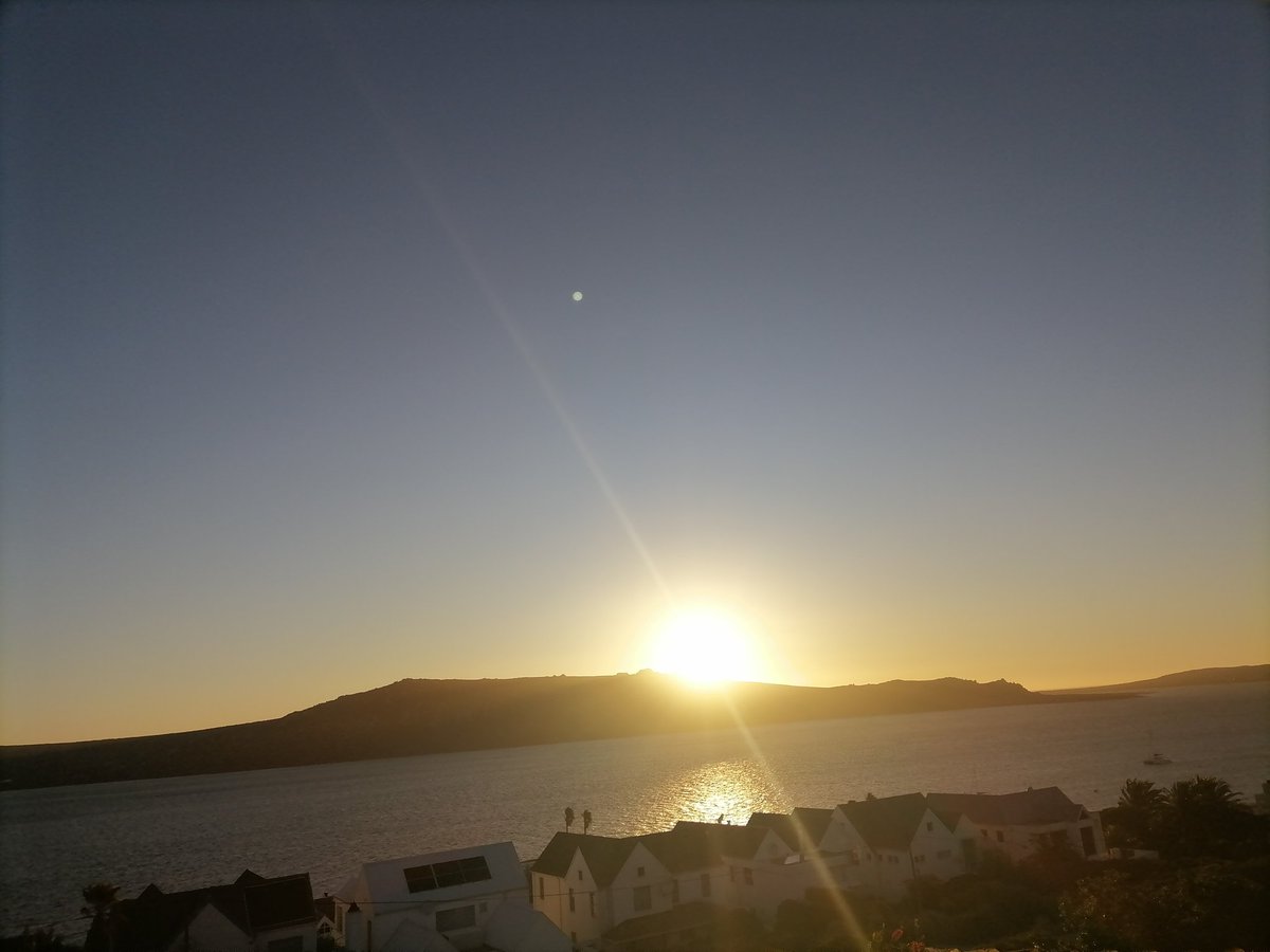 SobAlert's tweet image. Enjoying the rest of the day with family and friends with @SobAlert extra energy and immune boost on the @westerncapelove.
#MaydayWeekend
#SobAlert
#Energy
#healthylifestyle
#Liverhealth
#Food
#Alcohol
#nohangover
#CancerAwareness