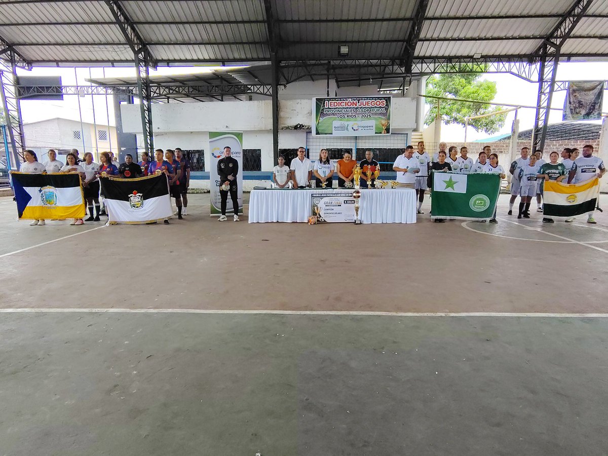 ConagopareLR's tweet photo. ⚽🏆 Finalizó la Copa Rural Los Ríos 1ra edición con emocionantes partidos. Campeón: GADPR San Juan; segundo: GAD Los Ángeles; tercero: GAD Ricaurte; cuarto: GAD Isla de Bejucal. Se reconoció a jugadores destacados y equipos. 🤝 #CopaRuralLosRíos https://t.co/lkmNMFmyWJ