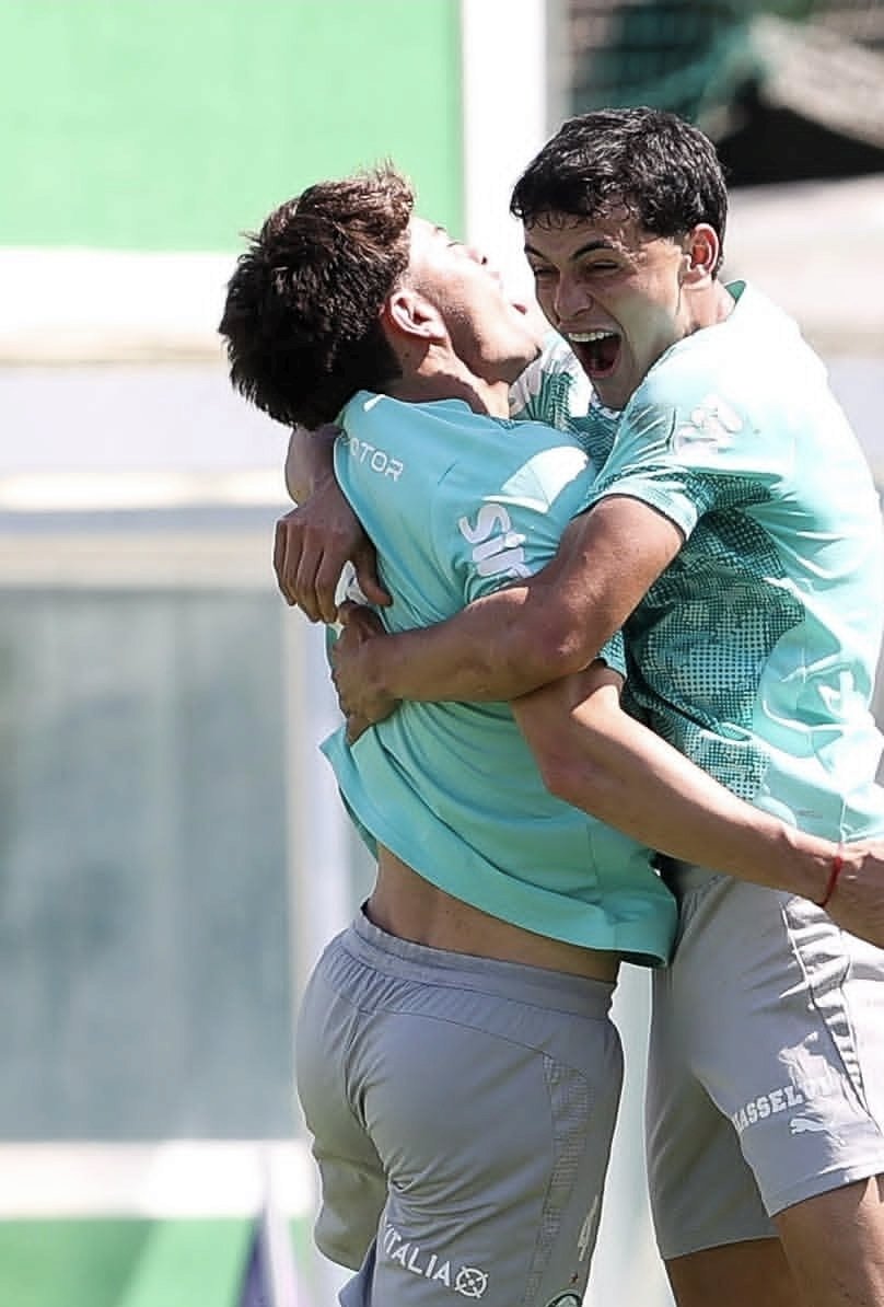 SoccerButtsArg tweet media
