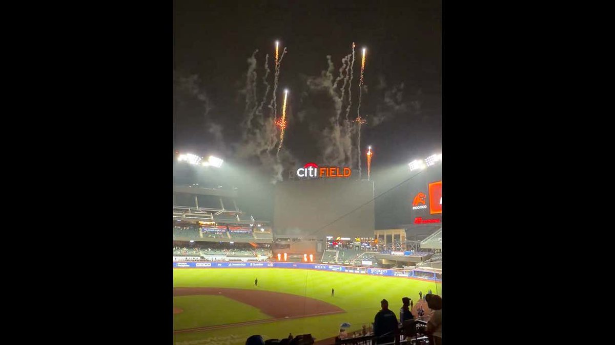 Nothing Screams Mets Baseball More Than Blasting Fireworks Mid-Game While Getting Blown Out By The Nationals And Having The Worst Record In Baseball