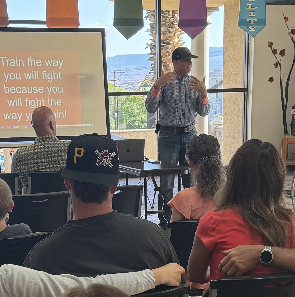 ShaneKrauser's tweet photo. What a great use of force class in St. George, Utah last night. 

Thank you to Nikki Stevens, Oscar Fakahua, Cyn Ladd of Gun Owners of America, and U.S. Law Shield for hosting and sponsoring such a fantastic event. 

@CynLaddSWD @USLawShield @GunOwners https://t.co/QjULaa6j4B